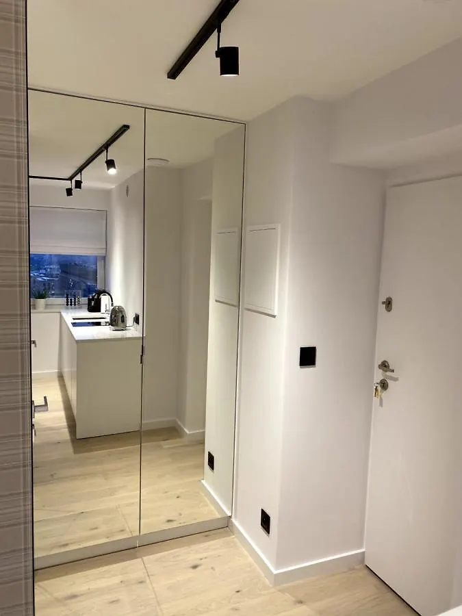 Leo Apartment Warsaw Poland